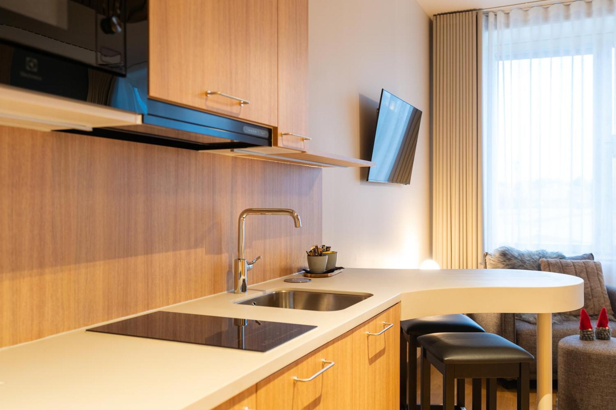 Postmaster Hotel Рованиеми Экстерьер фото